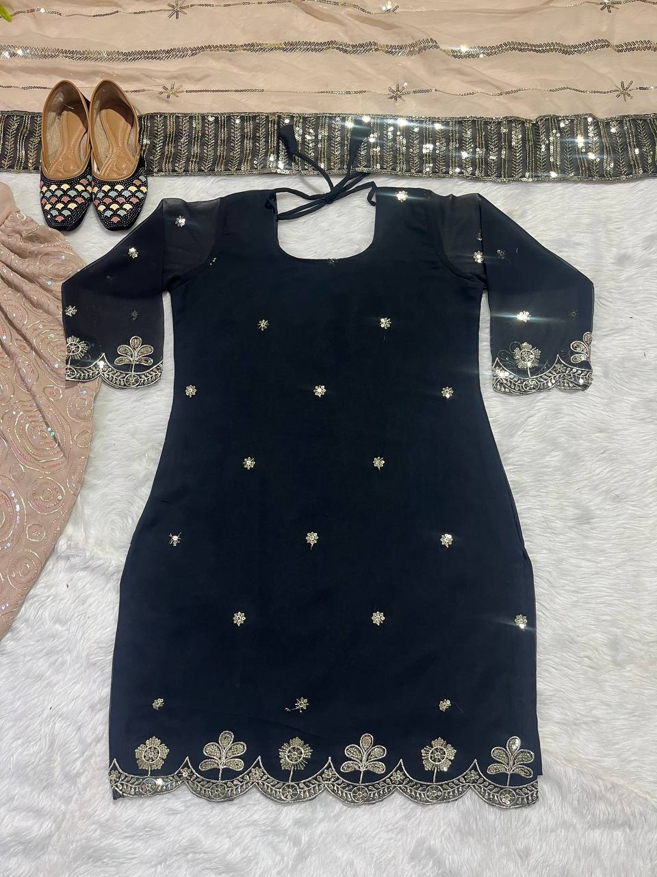 Modern Café-au-Lait & Noir Shimmer Ensemble